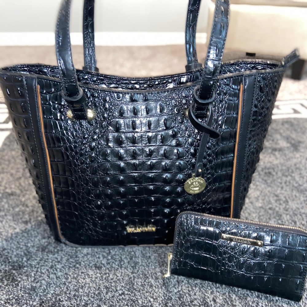 High Quality Faux Crocodile Brahmin Tote and Wallet